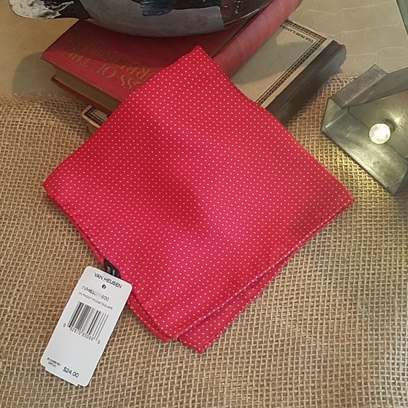 Van Heusen Other - NWT 100% Silk Van Heusen Pocket Square